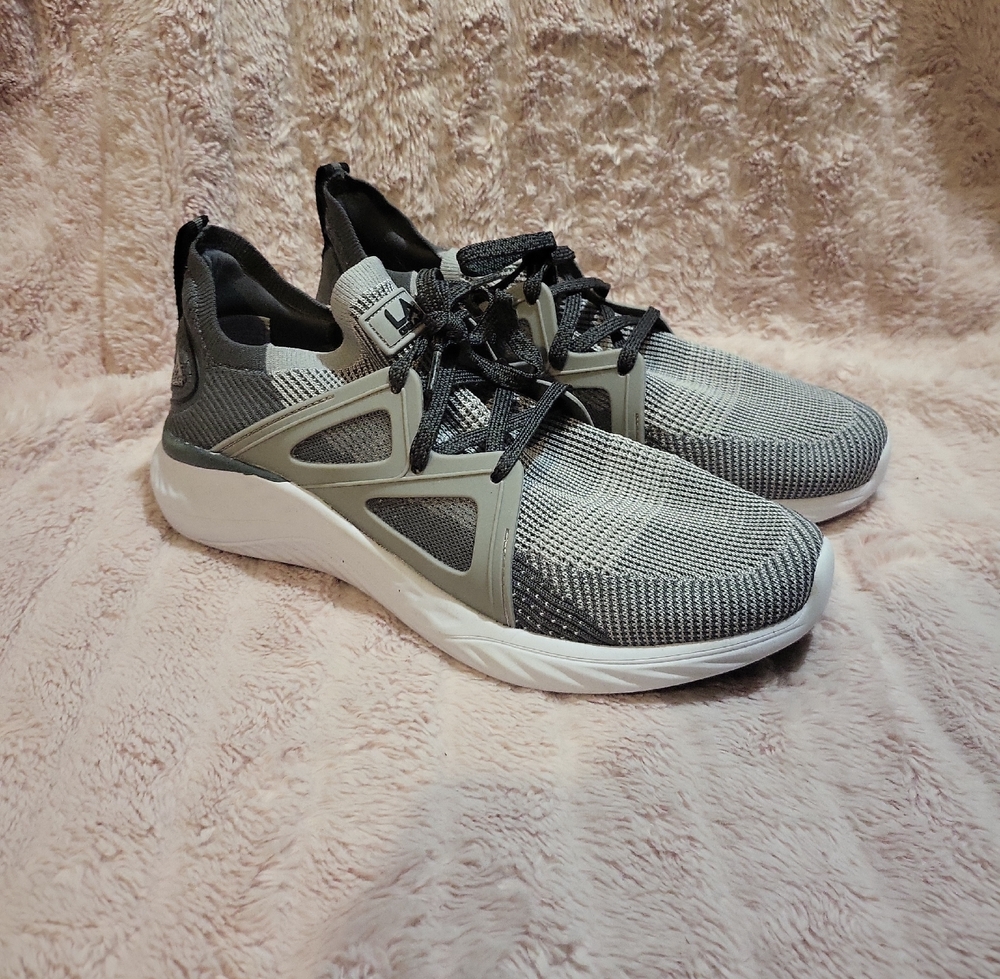 New L.A. Gear Gray and Black Men's Sneakers